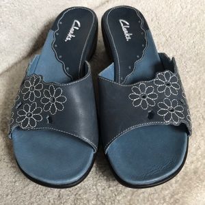 Clark’s slide sandal sz 6M